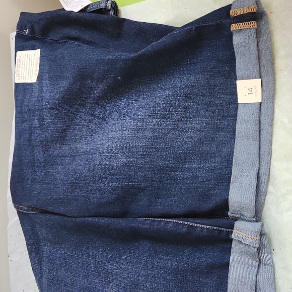 St. John's bay Bermuda shorts nwt - Picture 2 of 4